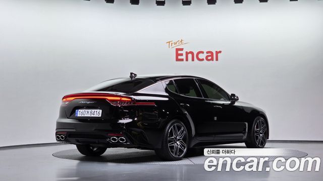 Kia Stinger 2021 — photo 2