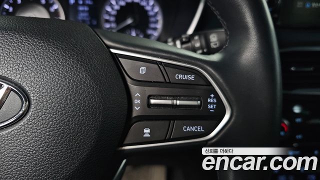 Hyundai Santafe 2019 — photo 27