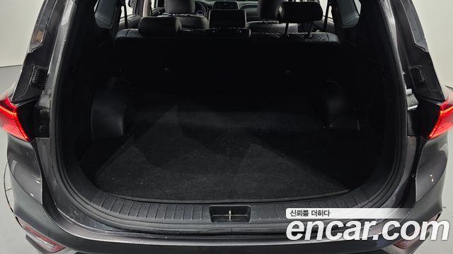 Hyundai Santafe 2019 — photo 33