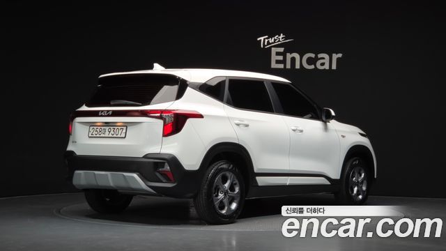 Kia Seltos 2024 — photo 2