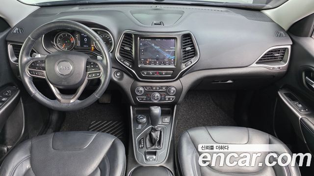 Jeep Cherokee 2019 — photo 10