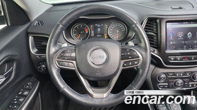 Jeep Cherokee 2019 — photo 19