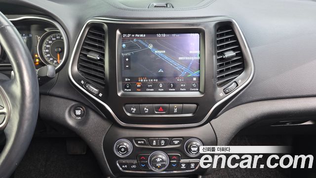 Jeep Cherokee 2019 — photo 20