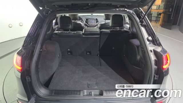 Jeep Cherokee 2019 — photo 26