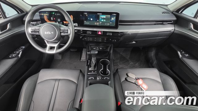 Kia K5 2024 — photo 10