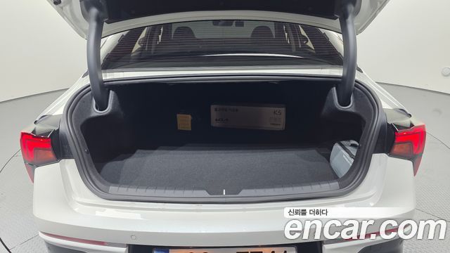 Kia K5 2024 — photo 23