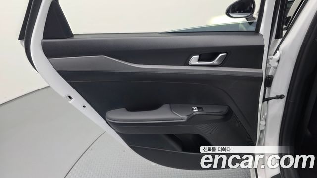 Kia K5 2024 — photo 15