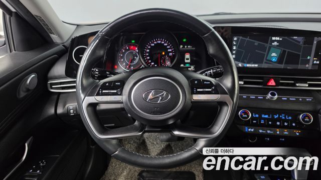Hyundai AVANTE 2021 — photo 13
