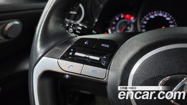 Hyundai AVANTE 2021 — photo 15