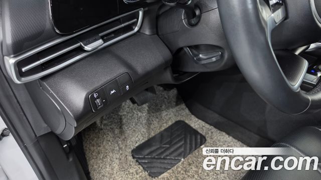 Hyundai AVANTE 2021 — photo 18