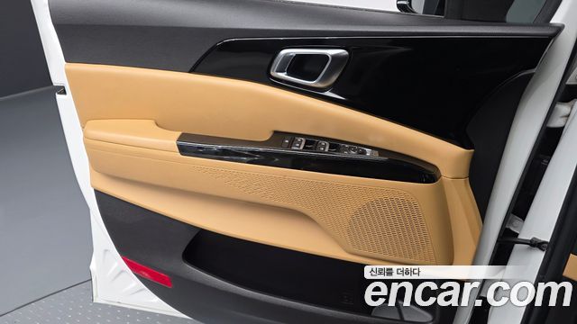 Kia Canival 2021 — photo 15