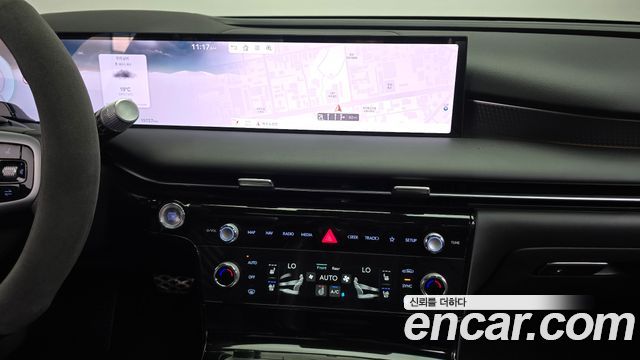 Genesis G80 2025 — photo 13