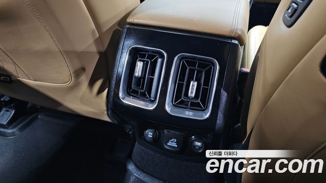 Kia Sorento 2022 — photo 29