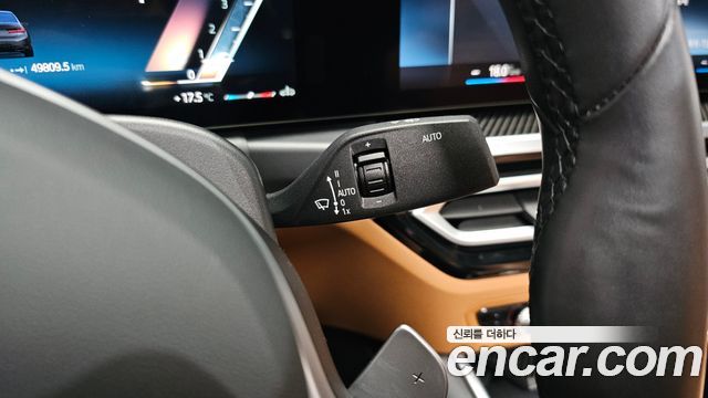 BMW 3-Series 2024 — photo 24