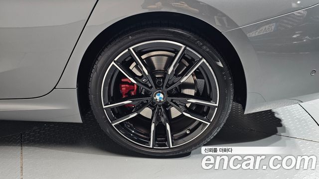 BMW 3-Series 2024 — photo 7