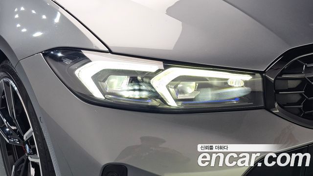 BMW 3-Series 2024 — photo 8