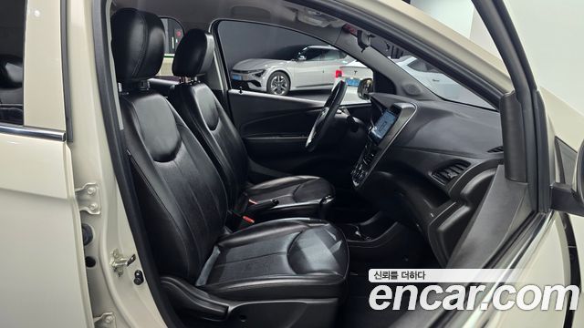 Chevrolet Korea Spark 2018 — photo 10