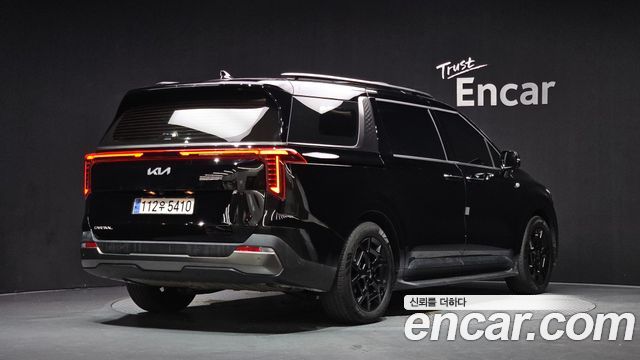 Kia Canival 2025 — photo 2