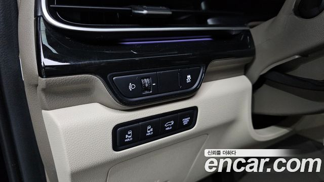Kia Canival 2025 — photo 24