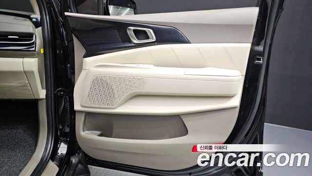Kia Canival 2025 — photo 14