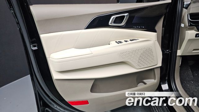 Kia Canival 2025 — photo 15