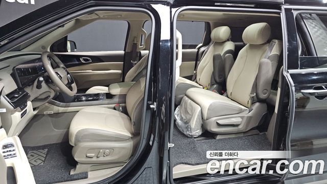 Kia Canival 2025 — photo 16