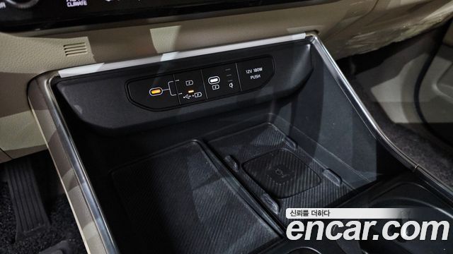 Kia Canival 2025 — photo 36