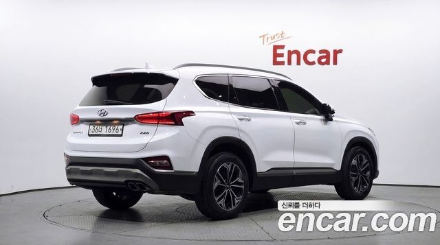 Hyundai Santafe 2019 — photo 2