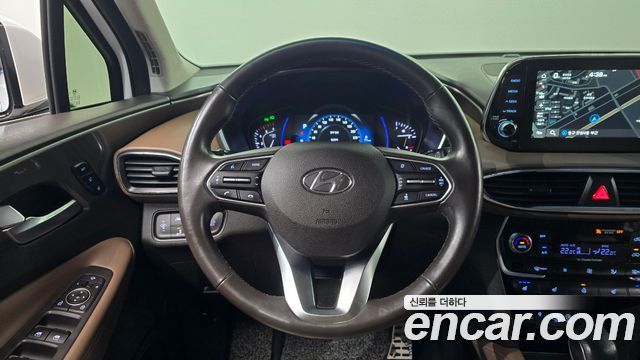 Hyundai Santafe 2019 — photo 19