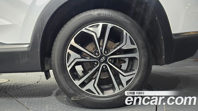 Hyundai Santafe 2019 — photo 7