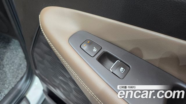 Hyundai Santafe 2019 — photo 27