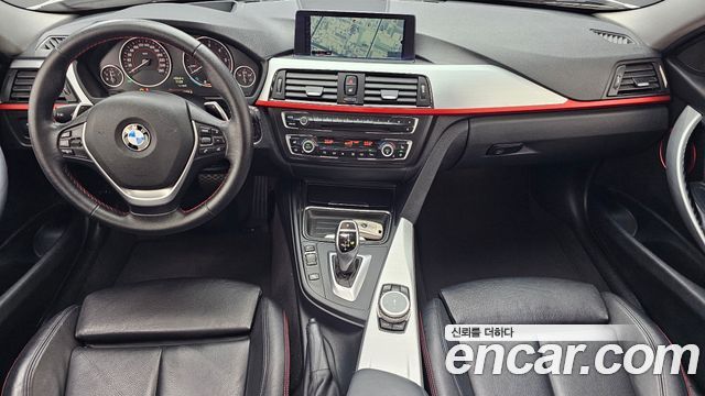 BMW 3-Series 2012 — photo 7