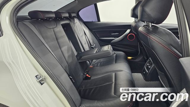 BMW 3-Series 2012 — photo 12
