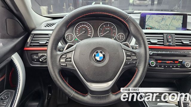 BMW 3-Series 2012 — photo 13
