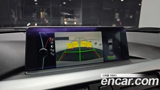 BMW 3-Series 2012 — photo 15