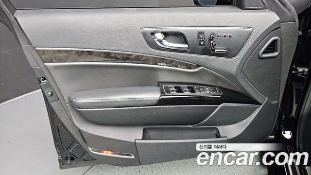 Kia K9 2015 — photo 14