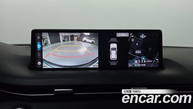 Genesis GV70 2022 — photo 21