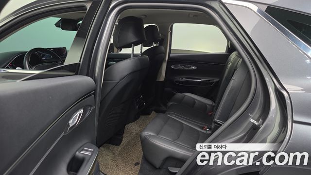 Genesis GV70 2022 — photo 22
