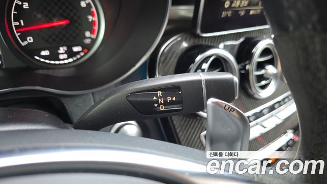 Mercedes-Benz GLC-Class 2019 — photo 12