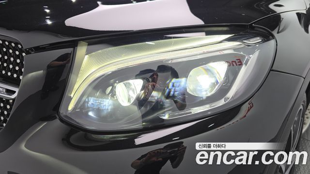 Mercedes-Benz GLC-Class 2019 — photo 8