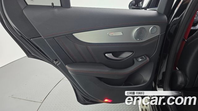 Mercedes-Benz GLC-Class 2019 — photo 15