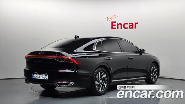 Hyundai Grandeur 2023 — photo 2