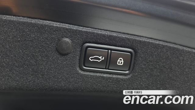 Hyundai Grandeur 2023 — photo 23