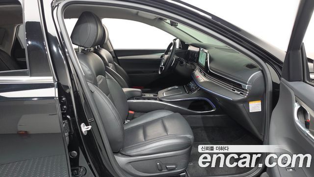 Hyundai Grandeur 2023 — photo 16