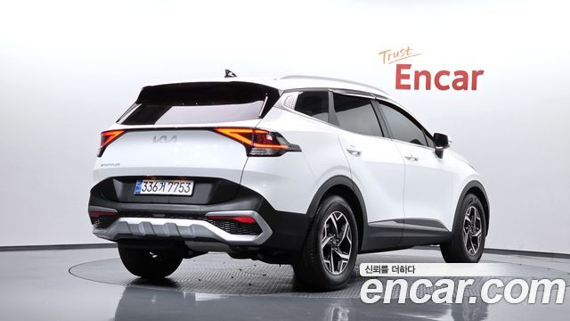 Kia Sportage 2022 — photo 2