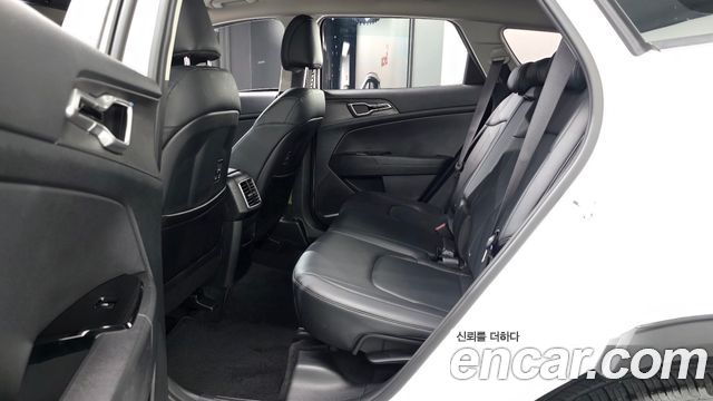 Kia Sportage 2022 — photo 18