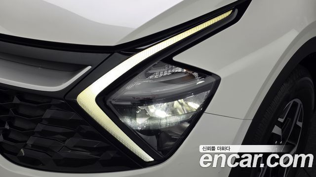 Kia Sportage 2022 — photo 8