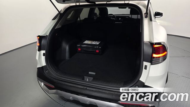 Kia Sportage 2022 — photo 31