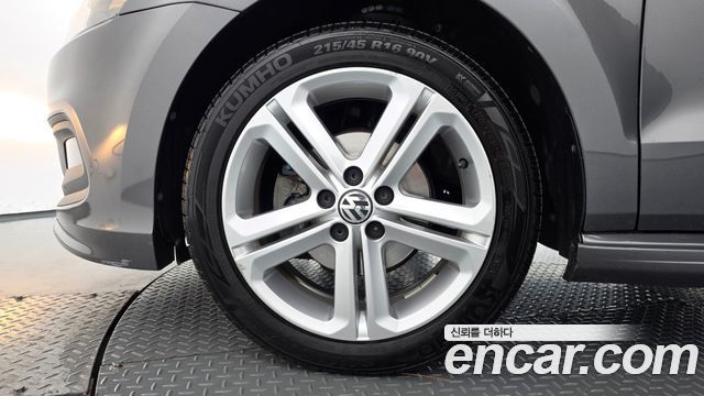 Volkswagen Polo 2013 — photo 5