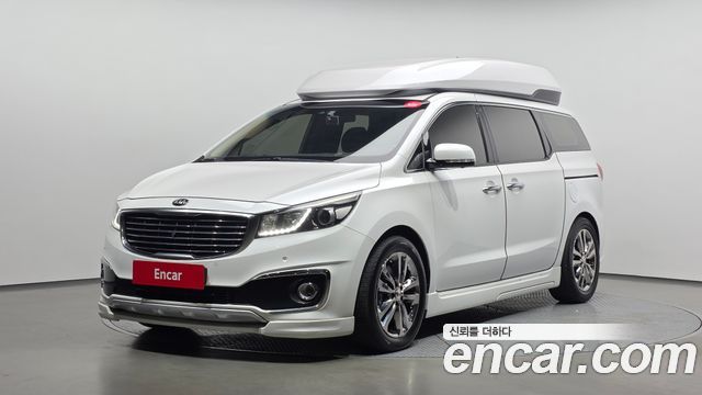 Kia Canival 2018 — photo 1
